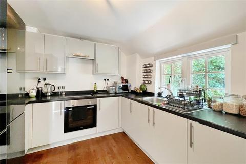 2 bedroom house for sale, Arundel Road, Poling, Arundel