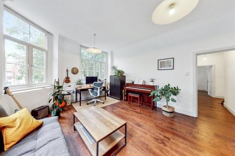 2 bedroom apartment for sale, St John St, EC1V