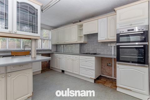 19 Highmore Drive, Birmingham, B32 3JY