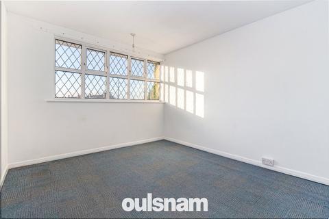 19 Highmore Drive, Birmingham, B32 3JY