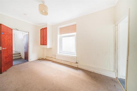 3 bedroom end of terrace house for sale, Brunswick Street, Swansea