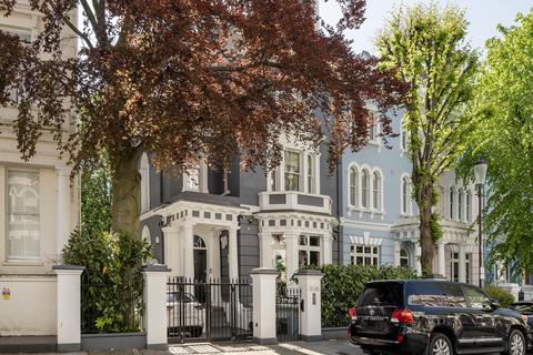 7 bedroom end of terrace house for sale, Elgin Crescent, London, W11