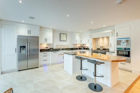 6 bedroom detached house for sale, Prospect Lane, Harpenden, Hertfordshire