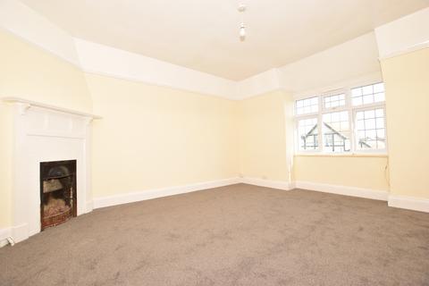 2 bedroom apartment to rent, Tankerton Road, Whitstable CT5