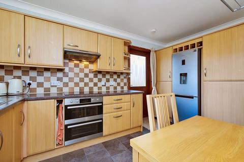 14 Taybank Place, Errol, Perth, PH2 7PT