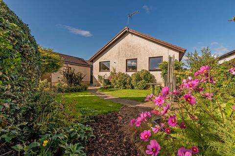 14 Taybank Place, Errol, Perth, PH2 7PT