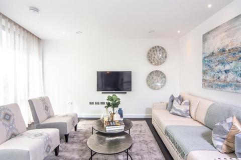 2 bedroom flat to rent, Charles Clowes Walk, Nine Elms, SW11