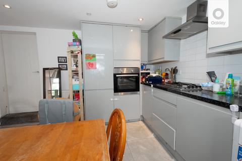 2 bedroom apartment for sale, Finsbury Road, Hanover, Brighton