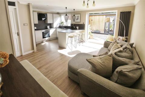 1 bedroom maisonette for sale, Queen Street, Warley, Brentwood, Essex, CM14