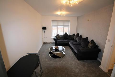 2 bedroom mews to rent, Highfield Rise, Chester Le Street