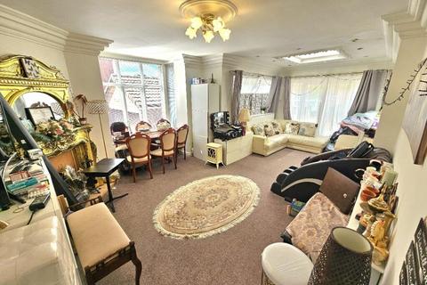 4 bedroom semi-detached house for sale, Burnage Hall Road, Manchester