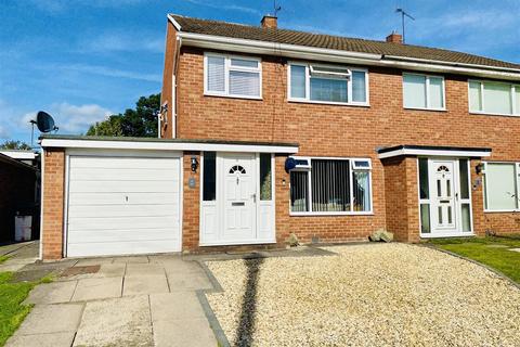 3 bedroom semi-detached house for sale, 4 Poynton Drive, Shrewsbury, SY1 3NH