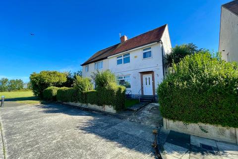 3 bedroom semi-detached house to rent, Altan Place, Newcastle upon Tyne NE12