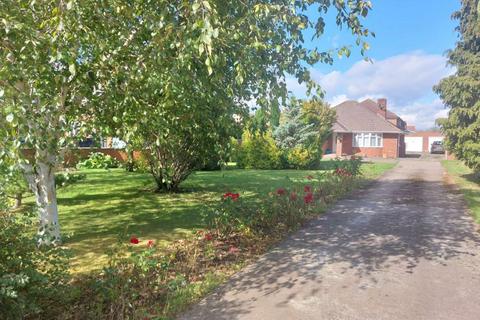 3 bedroom detached bungalow for sale, Ermin Street, Swindon SN3