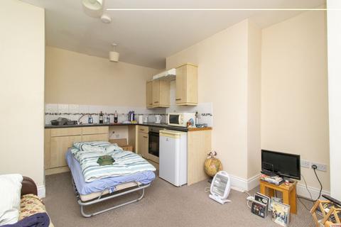 1 bedroom apartment for sale, Trinity Square, Margate, CT9