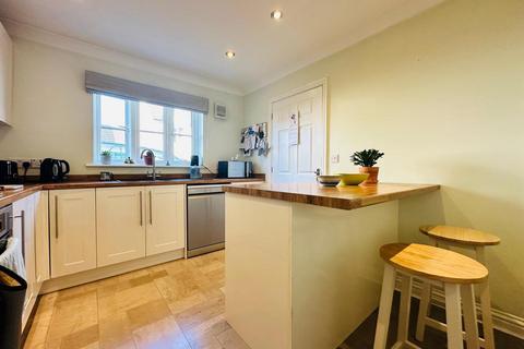 25 Devonshire Rise, Tiverton, EX16 4QR