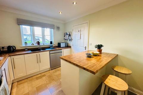 25 Devonshire Rise, Tiverton, EX16 4QR