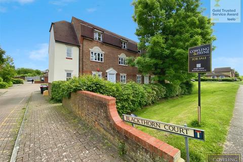 2 bedroom apartment for sale, Blackthorn Court, Basildon