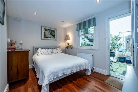 2 bedroom apartment to rent, 5 Campden Grove, Notting Hill, W8