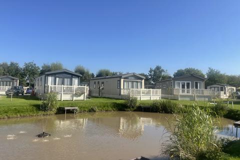 2 bedroom lodge for sale, Hambleton, Lancashire, FY6