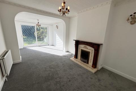 3 bedroom semi-detached house to rent, Windmill Road, Solihull Lodge, Solihull