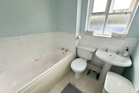 1 bedroom ground floor flat for sale, Stapleford Close, Chelmsford, CM2