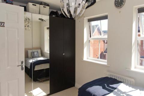 3 bedroom end of terrace house for sale, Richmore Road, Hamilton, Leicester, LE5