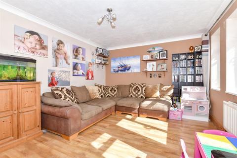 47 Captains Close, Sutton Valence, Maidstone, ME17 3BA