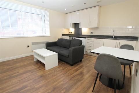 2 bedroom flat to rent, Brunswick Court, Leeds