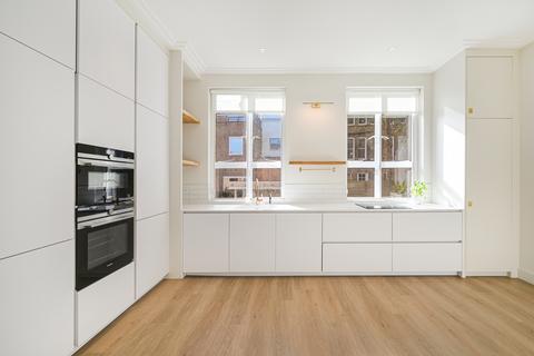 5 bedroom end of terrace house to rent, Hereford Square, South Kensington, London