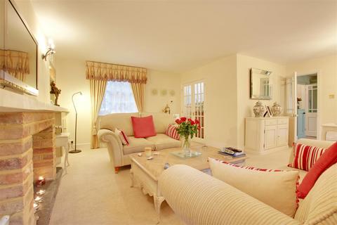 3 bedroom terraced house for sale, Mews Cottage, Church Lane, Broxbourne