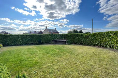 4 bedroom bungalow for sale, Kingsway, Mapplewell, S75