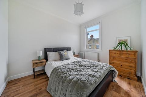 17 Datchet Road, London, SE6 4BX