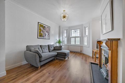 17 Datchet Road, London, SE6 4BX