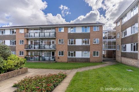 2 bedroom flat for sale, Lustrells Vale, Saltdean BN2