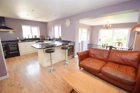 3 bedroom detached house for sale, Southey Road, Rugby CV22