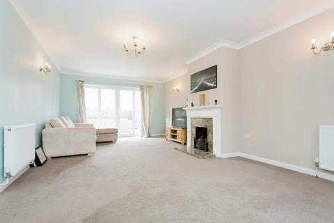 4 bedroom detached house for sale, Priory Close, Saffron Walden CB10