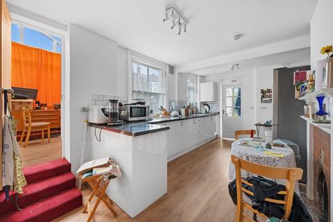 5 bedroom end of terrace house for sale, St. Andrew's Grove, London, N16