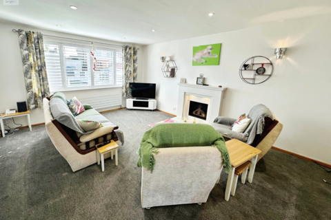 6 Spinney Road, Burbage, Hinckley, LE10 2NH