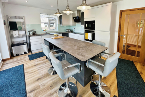6 Spinney Road, Burbage, Hinckley, LE10 2NH