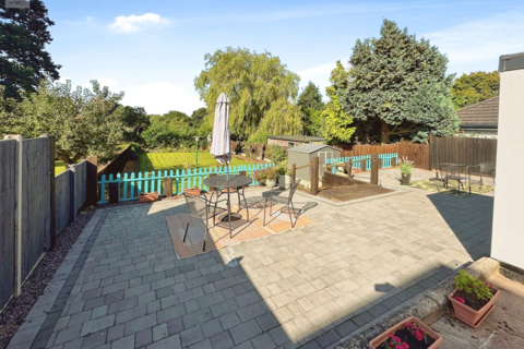 6 Spinney Road, Burbage, Hinckley, LE10 2NH