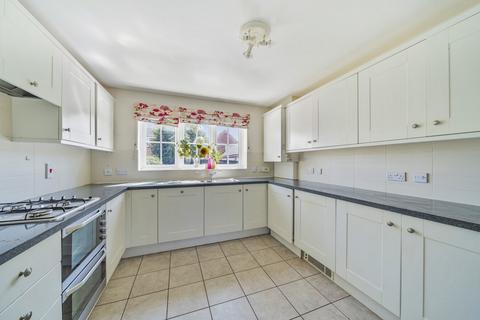 3 bedroom detached house for sale, Belvoir Close, Stamford PE9