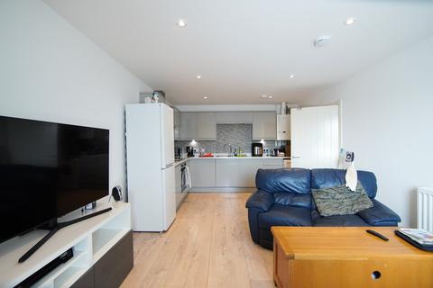 2 bedroom apartment to rent, High Street, Bristol BS11