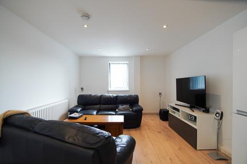 2 bedroom apartment to rent, High Street, Bristol BS11