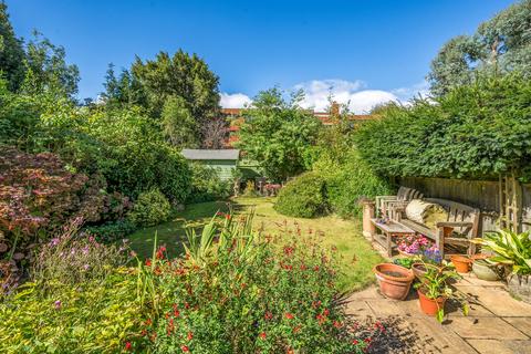 42 Milner Road, Kingston Upon Thames, KT1 2AU