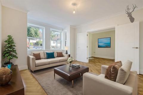 67a Connaught Avenue, London, E4 7AP