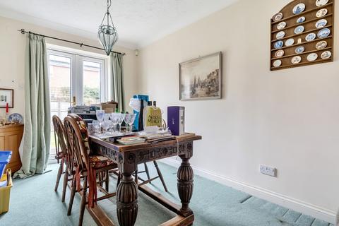 3 bedroom detached house for sale, Wilton Close, Bracklesham Bay, PO20