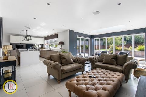 undefined, Canton Close, Goffs Oak