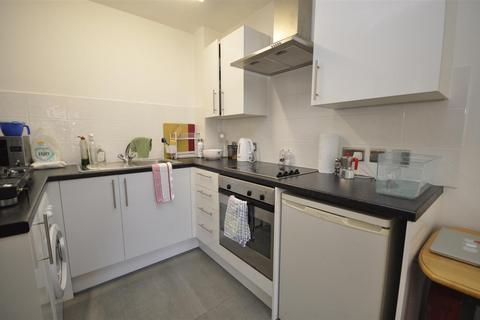 1 bedroom flat to rent, Windsor Street, Leamington Spa