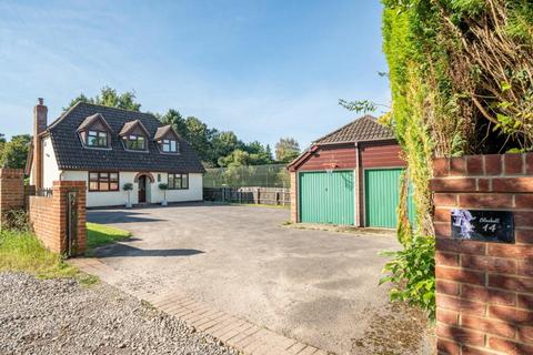 4 bedroom detached house for sale, Andover Road, Oakley, Basingstoke, RG23 7HB